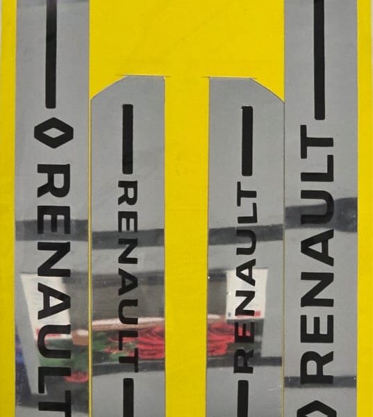 Özel Kapı Eşik Yazısı Krom RENAULT