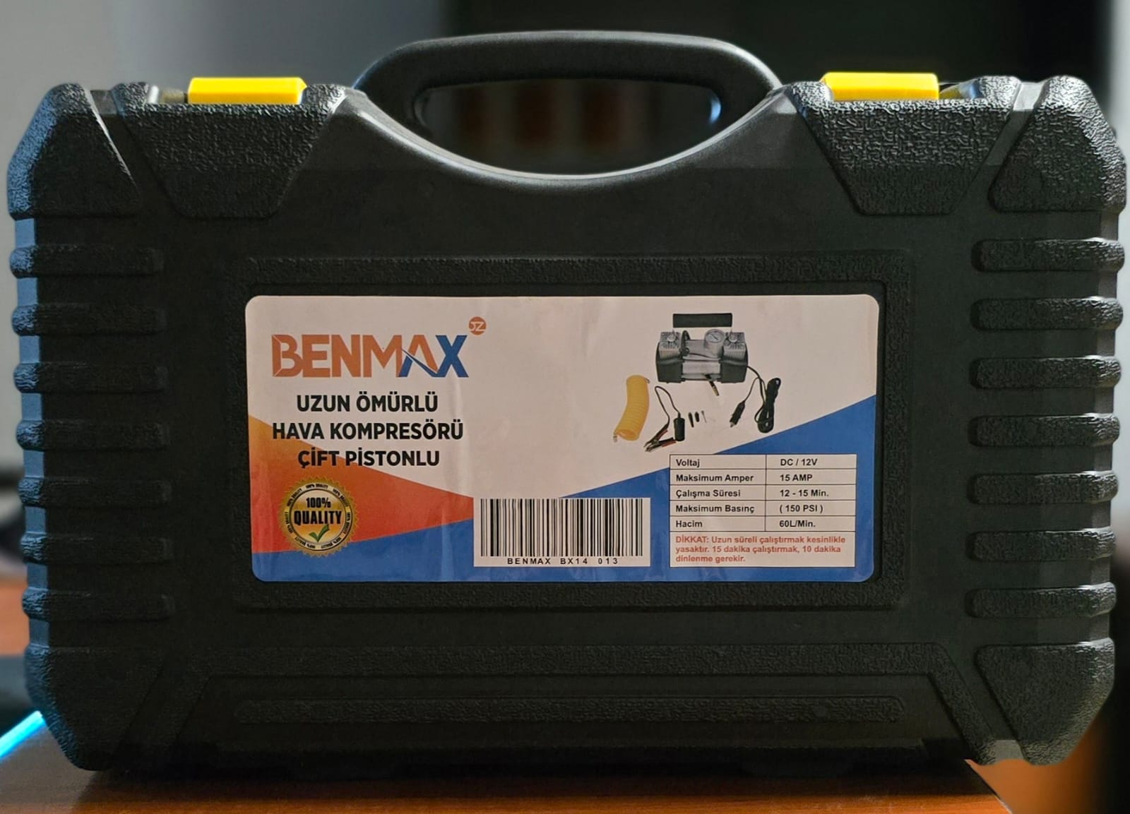 WhatsApp Image 2025-12-26 at 13.06.12 (1) Araç Oto Lastik Şişirme Kompresörü Çift Pistonlu Kutulu - Görsel 1