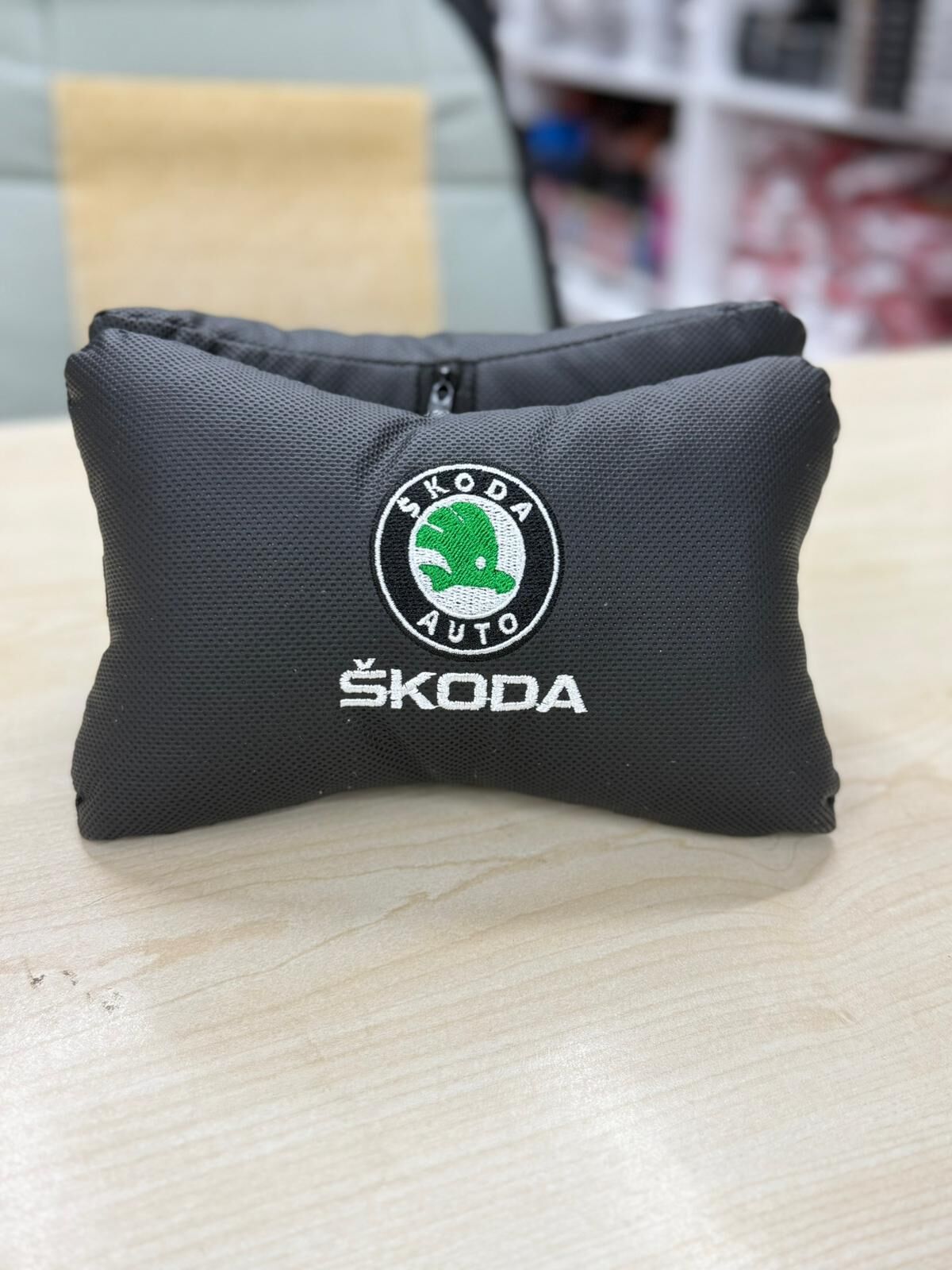 c75841a4-090b-4c3f-8536-3ca69721e66d Boyun Yastığı Seyahat Yastık 2 Adet SKODA - Görsel 1