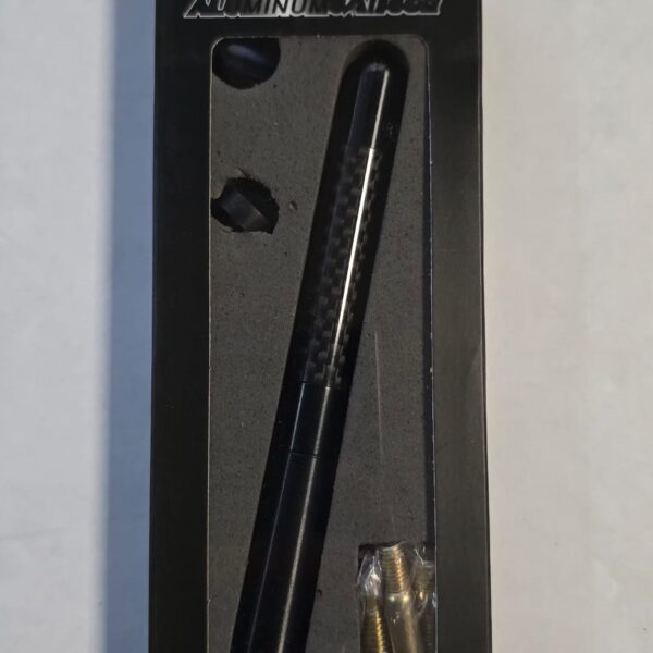 Her Araca Uygun Alüminyum Vidalı Karbon Fiber Oto Radyo Anten Çubuğu