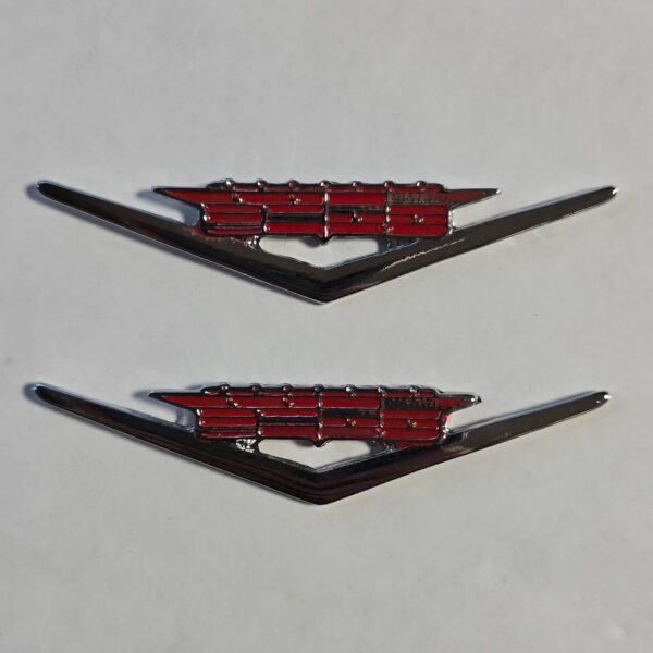 Cadillac Üçgen Döküm Arma Çift