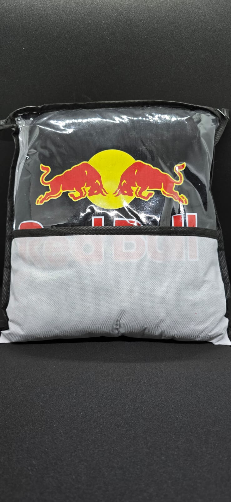 WhatsApp Image 2026-02-10 at 18.09.31 (1) Penye Servis Kılıfı Redbull - Görsel 1