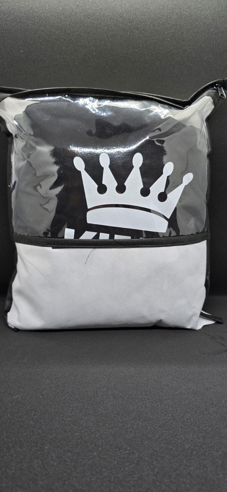 WhatsApp Image 2026-02-10 at 18.09.32 Penye Servis Kılıfı Kıng - Görsel 1