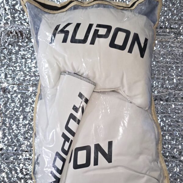 Servis Kılıfı 8Parça 2xBoyun Yastığı Kemer Pedi Ön ve Arka Koltuk Seti