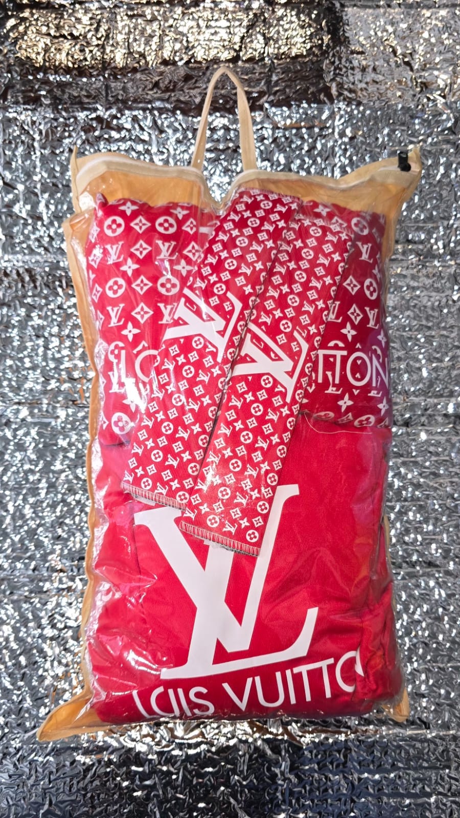 WhatsApp Image 2026-02-10 at 18.09.34 (2) Servis Kılıfı 8Parça 2xBoyun Yastığı Kemer Pedi Ön ve Arka Koltuk Seti - Görsel 1