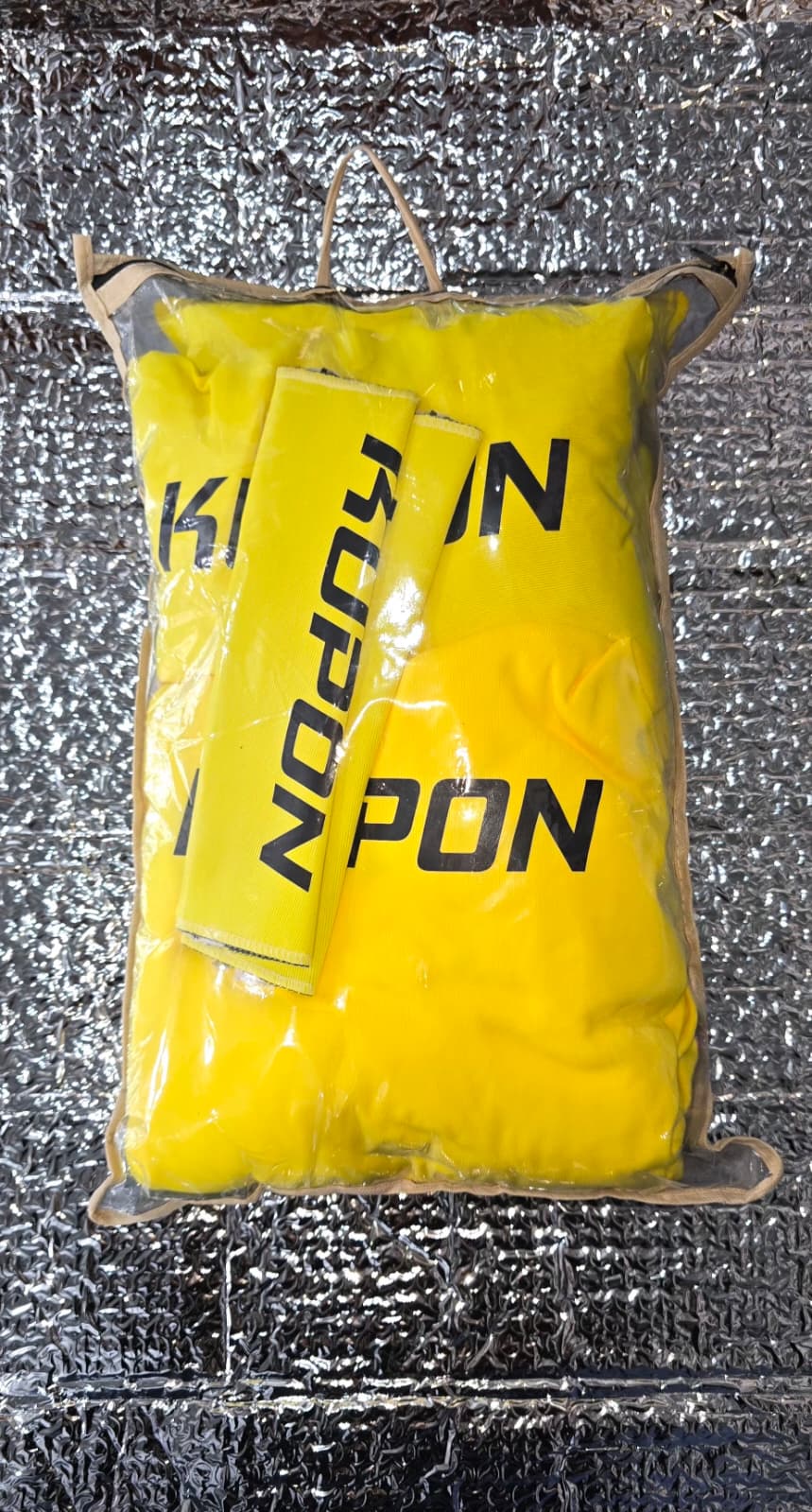 WhatsApp Image 2026-02-10 at 18.09.35 (4) Servis Kılıfı 8Parça 2xBoyun Yastığı Kemer Pedi Ön ve Arka Koltuk Seti - Görsel 1