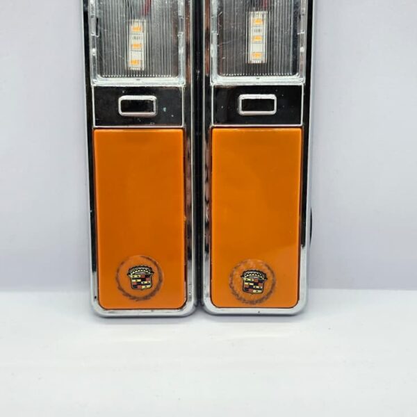 Cadillac Turuncu Beyaz Çift Renk Direk Lambası Gazetelik Neon Led 12V