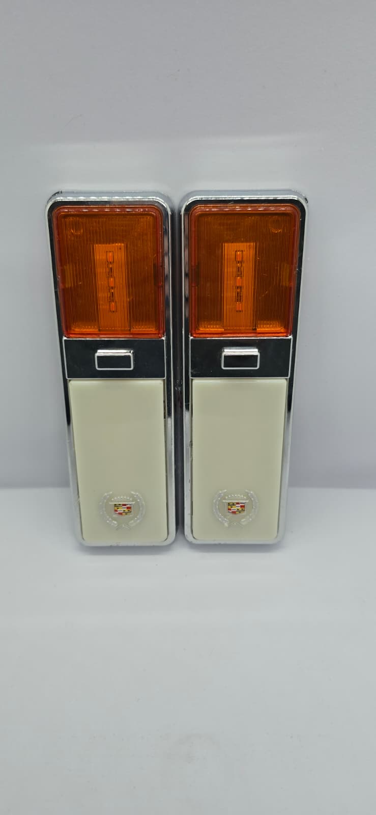 WhatsApp Image 2026-03-01 at 13.24.25 Cadillac Turuncu Beyaz Çift Renk Direk Lambası Gazetelik Neon Led 12V - Görsel 1