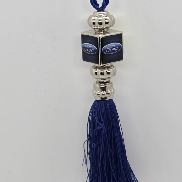 Ford Temalı Araç Ayna Süsü – Mavi Püsküllü Şık Dekoratif Aksesuar