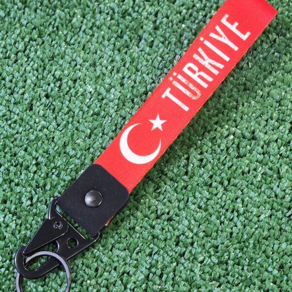 Türkiye Temalı Bez Anahtarlık – Kırmızı Şık Tasarım Anahtar Aksesuarı