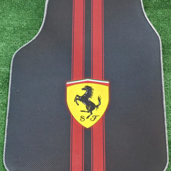 4 Adet Yarış Temalı Universal Oto Paspas Seti – Kaymaz Tabanlı Sport Tasarım Araç Paspası